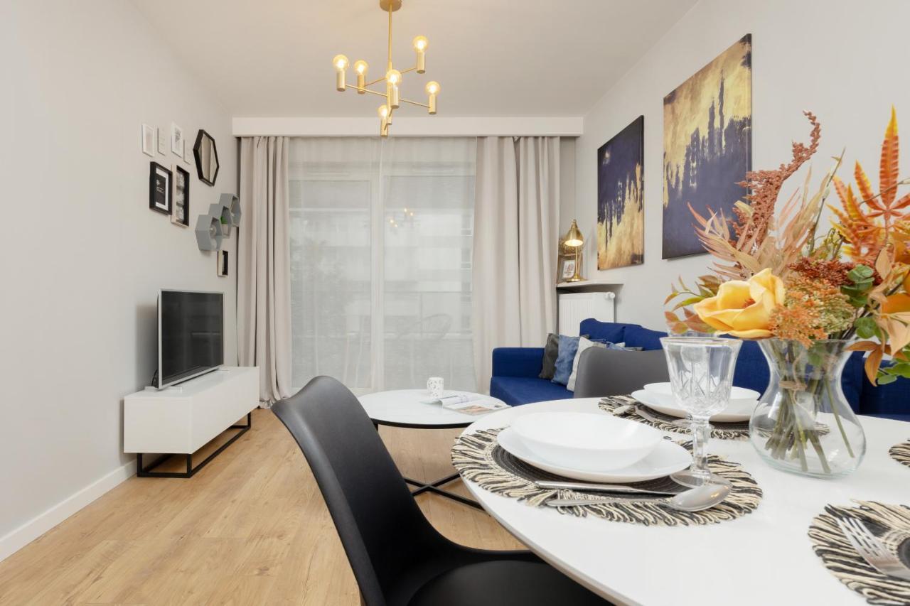 Modern Apartment With Balcony Mokotow Business Centre By Noclegi Renters Varşovia Exterior foto